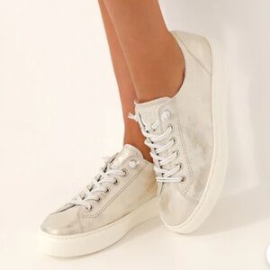Paul Green Hadley Sneaker in Mineral Metallic